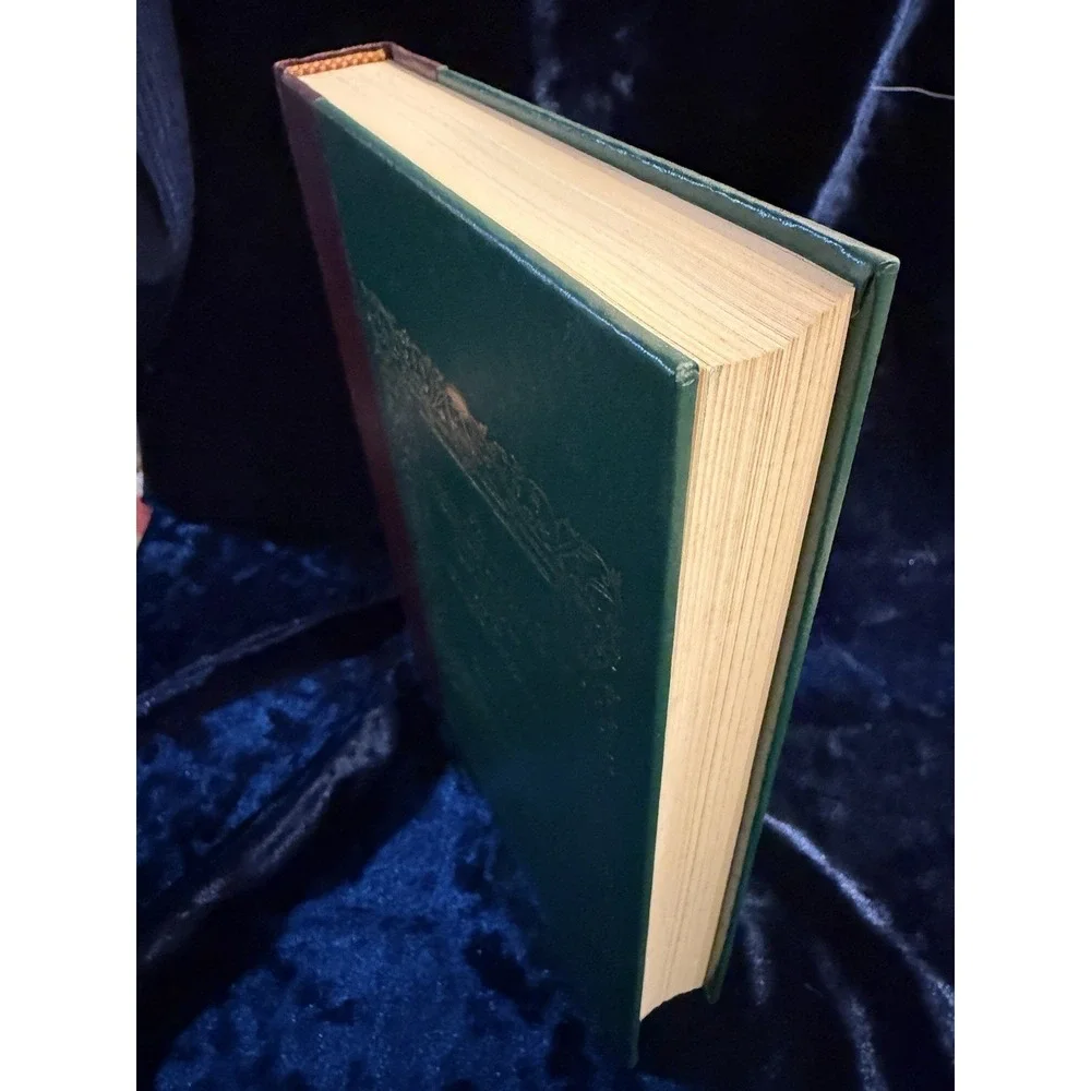 A Christmas Carol by Charles Dickens (1988) Reader's Digest World's Best Reading